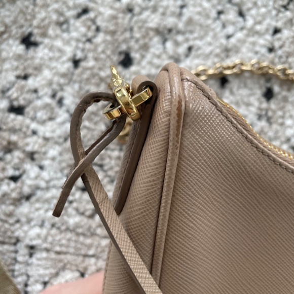 Prada Re-Edition 2005 Saffiano leather bag - Picture 6 of 12